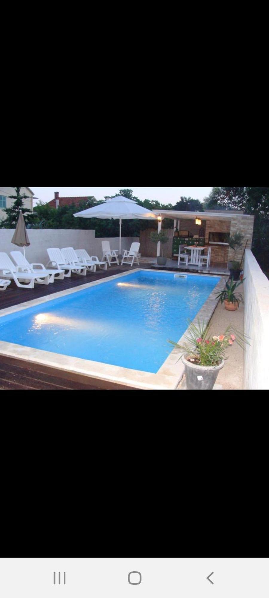 Apartman Luce With Shared Pool Zadar Zewnętrze zdjęcie