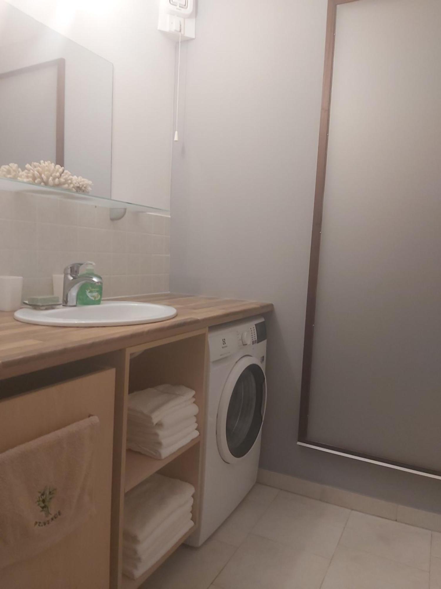 Apartman Luce With Shared Pool Zadar Zewnętrze zdjęcie