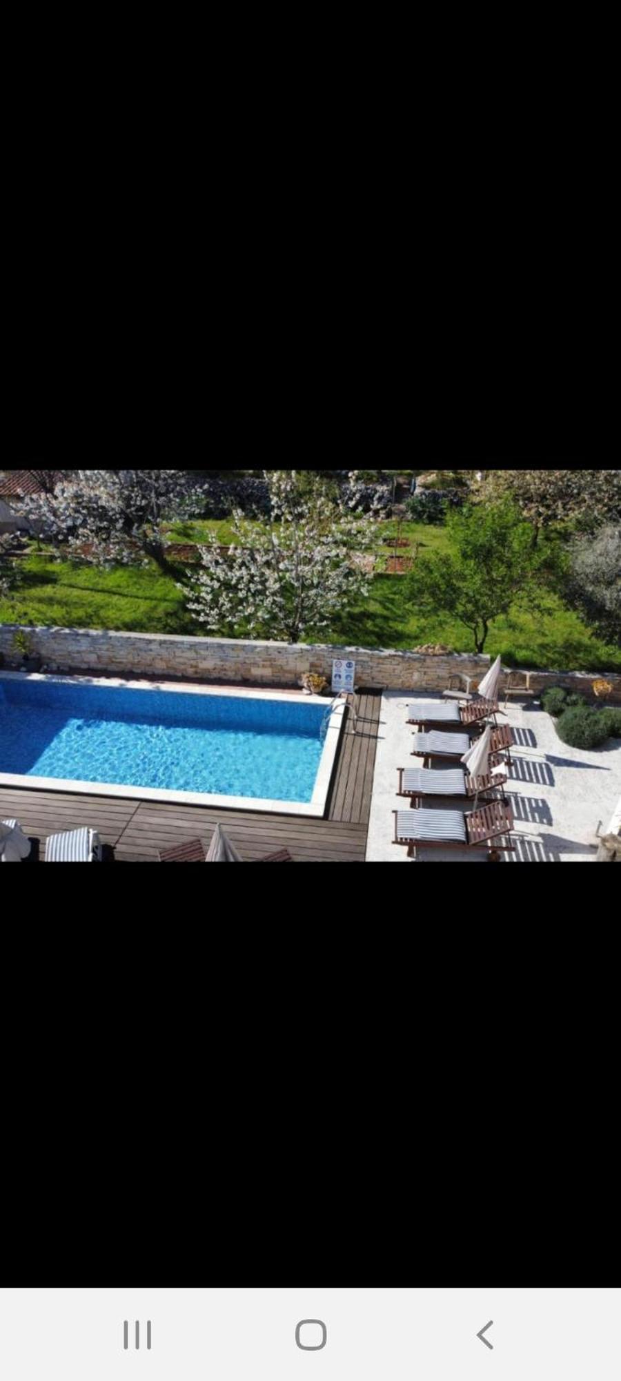 Apartman Luce With Shared Pool Zadar Zewnętrze zdjęcie
