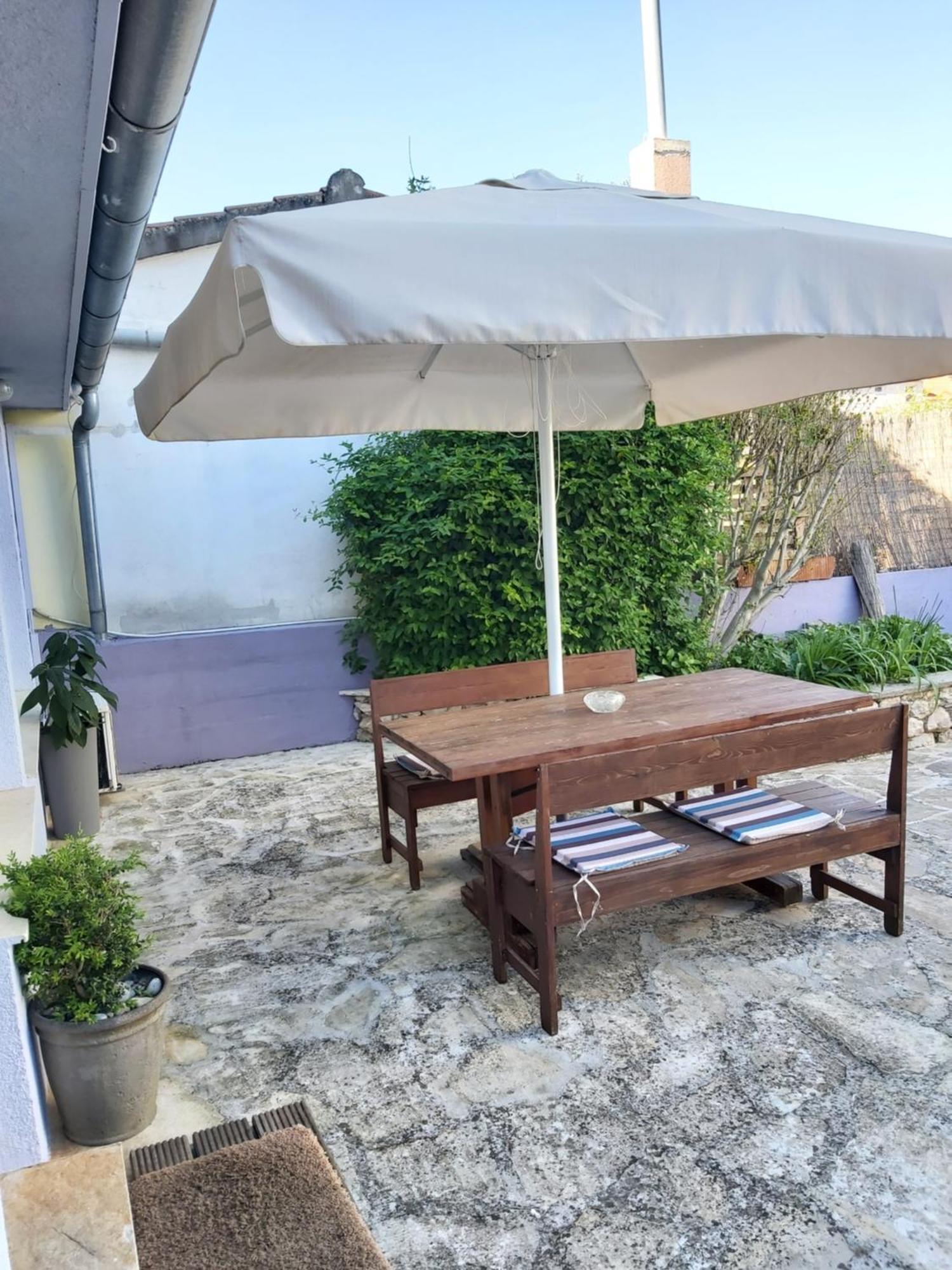 Apartman Luce With Shared Pool Zadar Zewnętrze zdjęcie